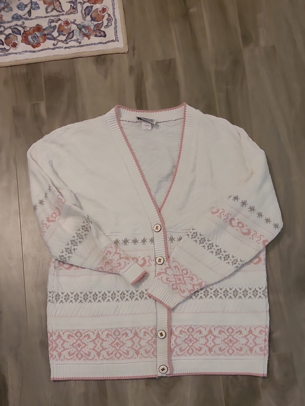Women's White & Pink Patterned Button-Front Cardigan Sweater